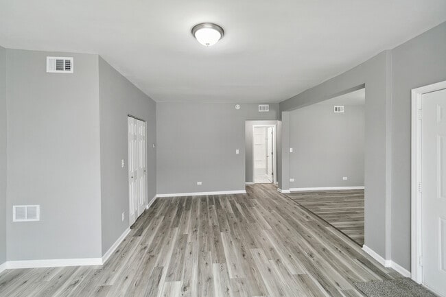 Photo - 9305 S Homan Ave Unidad 1