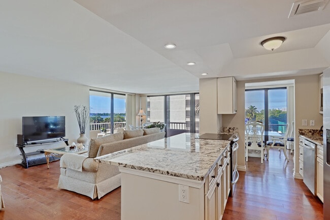 Photo - 5540 N Ocean Dr Unit 2d