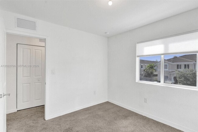 Photo - 2430 SE 10th St