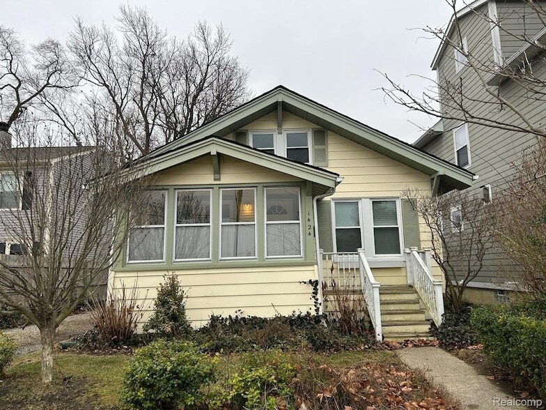 1424 Smith Ave