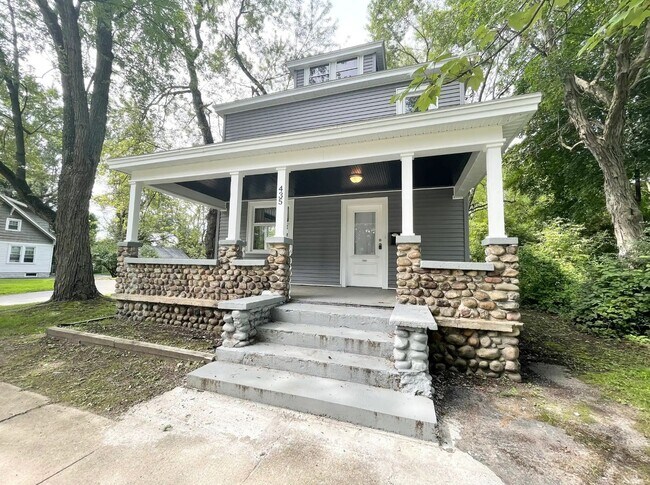 Photo - Large Single Family Home, Ready Now!
