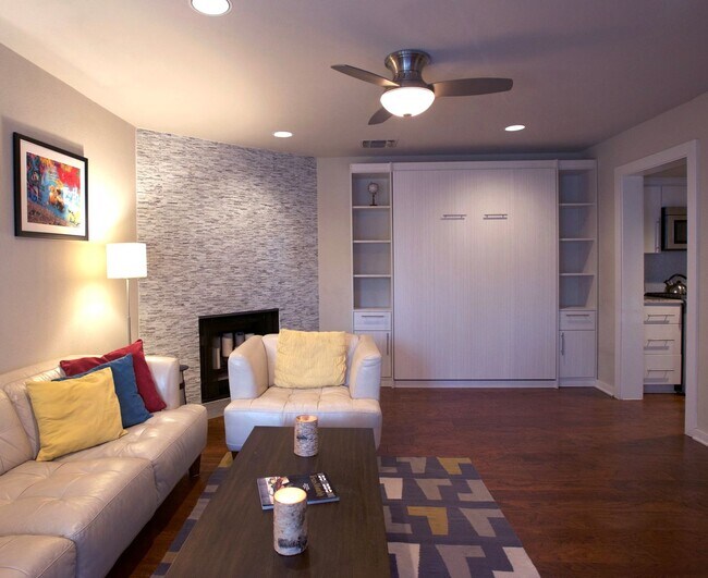 Photo - Luxury 1 Bed, 1.5 Bath Loft with Balcony & City Views