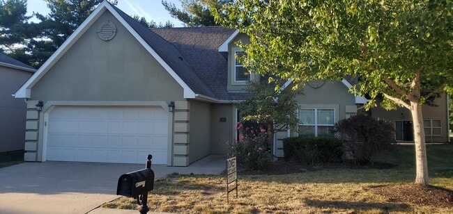 Building Photo - 3 bd, 2.5 ba home in SW Columbia near Nifo...
