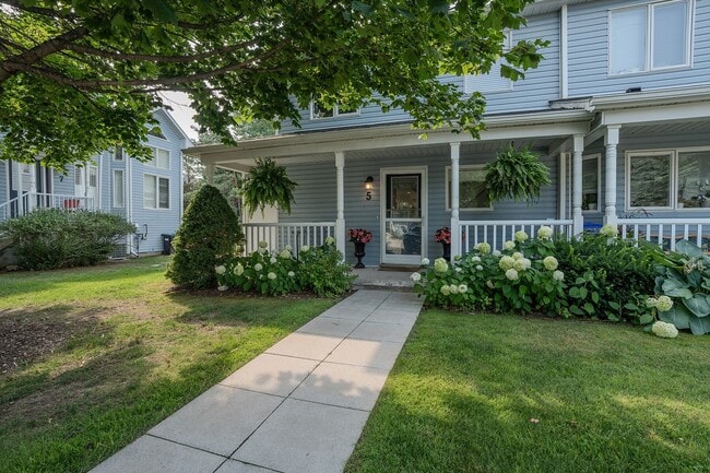 Photo - 5 Valleymede Ct