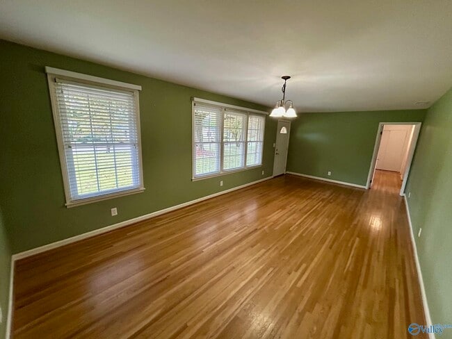 Photo - 5623 Alta Dena St SW