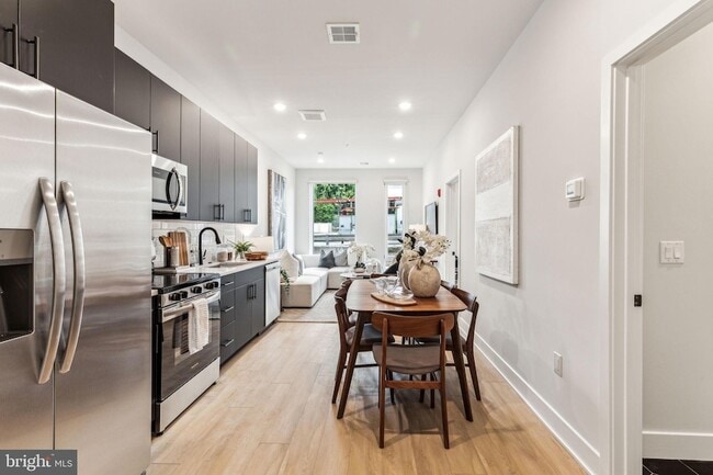 Photo - 6910 Ridge Ave Unidad 206