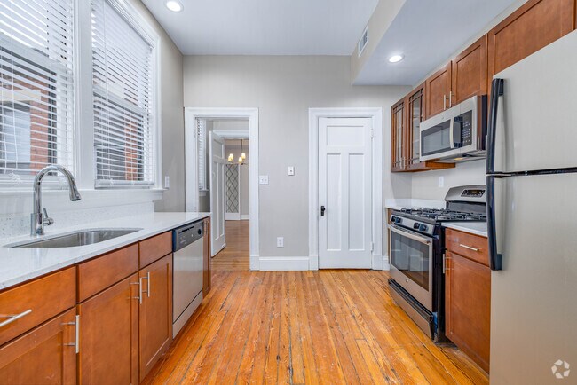 2BR, 1BA - 1,200SF - Kitchen