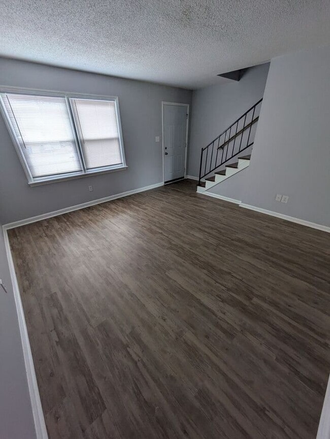 Photo - 2BD/1.5BA Unit in Hickory