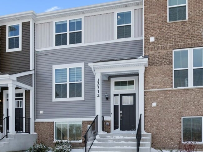 Building Photo - 12312 Tinsley St