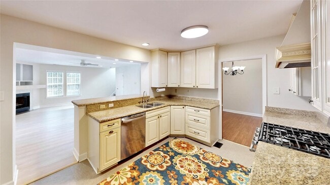 Photo - 2844 Goneaway Rd