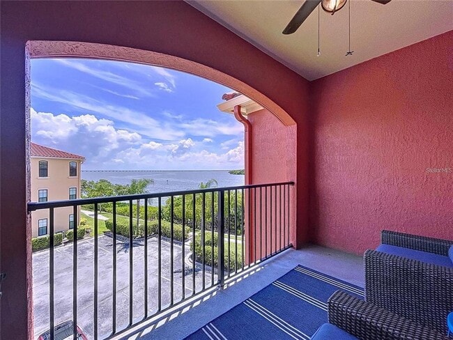 Photo - 2731 Via Capri Unidad 934