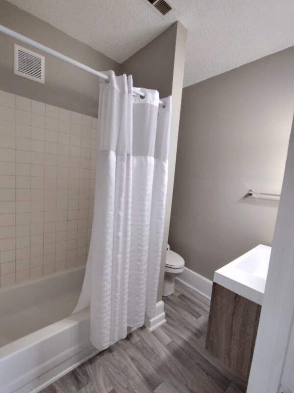 Photo - 424 W Main St Unidad C