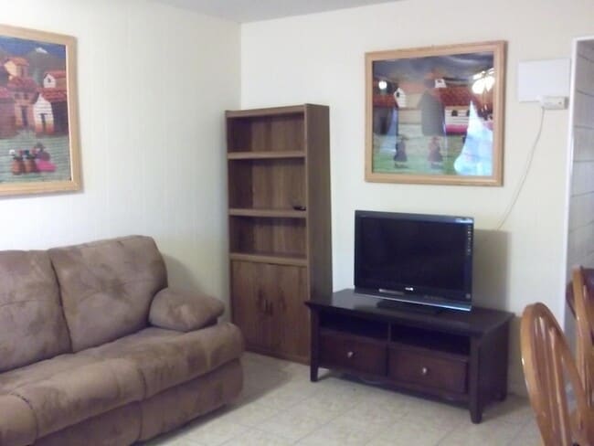 Photo - 6400 Edgemere Blvd Unidad 23