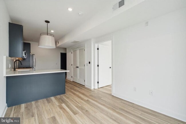 Photo - 2636 E York St Unit 302