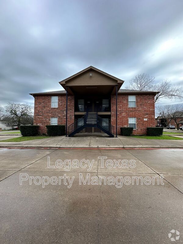 Building Photo - 1110 Williams Ave Unit D Rental