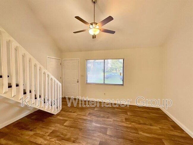 Photo - 122 Sugar Pine Ln