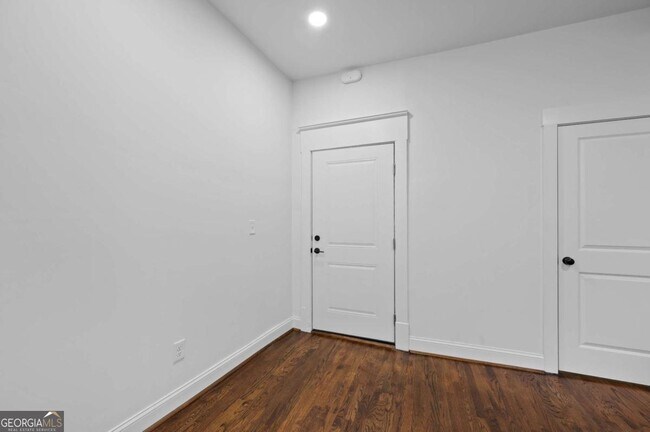 Photo - 360 Ponce De Leon Ave NE Unit 4