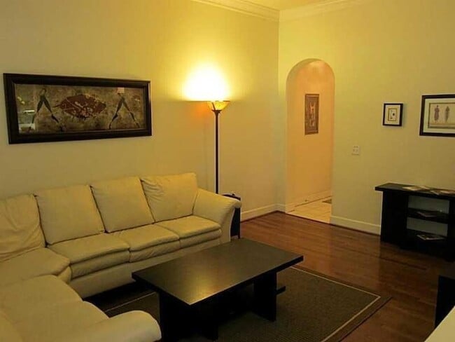 Photo - 3777 Peachtree Rd NE Unit 1733
