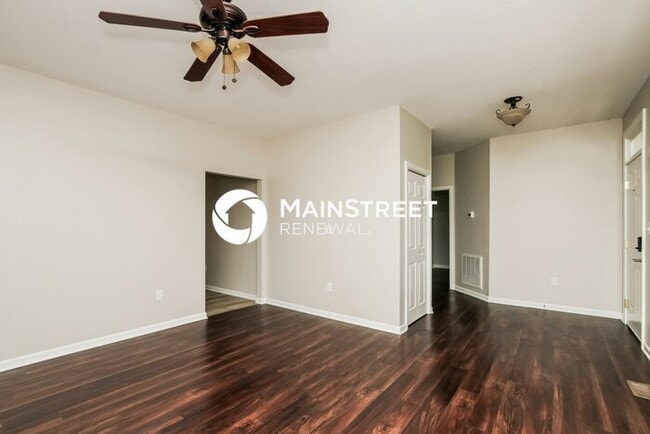 Photo - 3 Bedroom Pet-Friendly Home in TROUTMAN, NC with Main Street Renewal