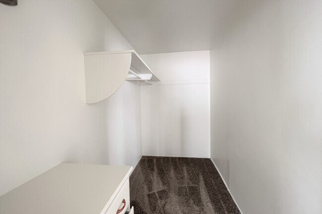 Photo - 1734 E 3rd Street Unidad 1734-17