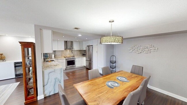 Photo - Stunning Bayfront 2/2.5 Condo in Montego Court