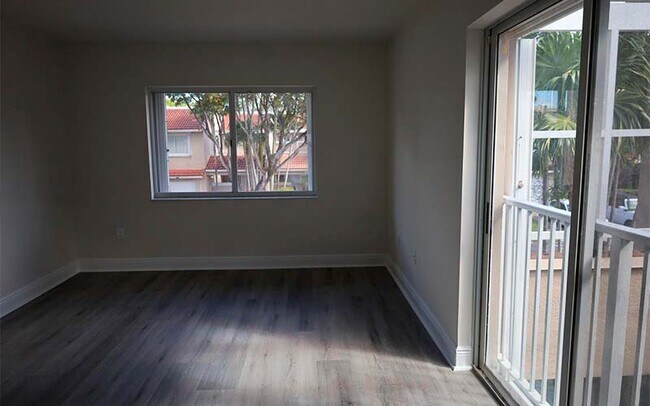 Photo - 5240 NW 102nd Ct