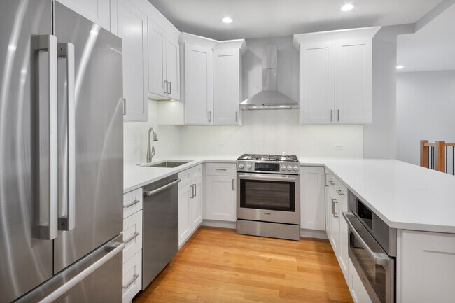 Photo - 4624 N Ashland Ave Unit 2S