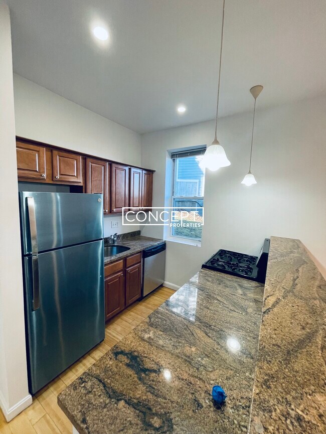 Photo - 40 Newton St