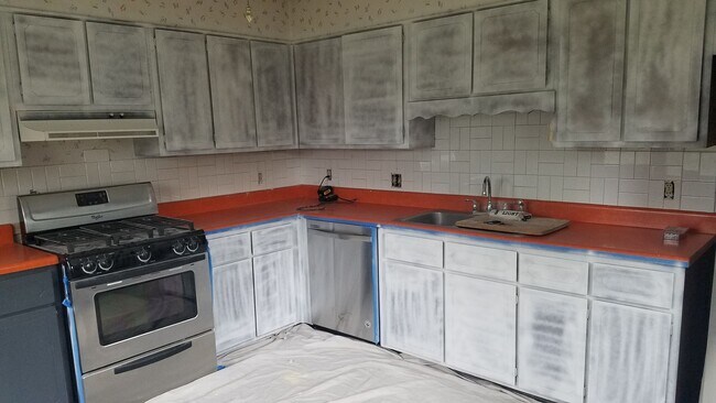 Photo - Spacious Two Story on Thunderbolt Marsh View