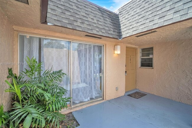 Photo - 7344 SW 8th Ct Unit 2