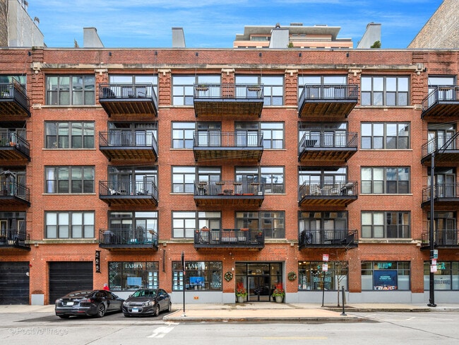 Building Photo - 375 W Erie St