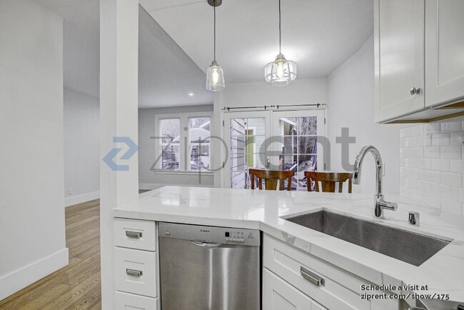 Photo - 1559 9th Ave