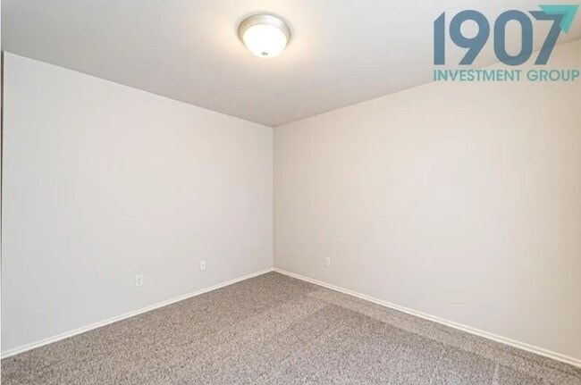 Photo - 3015 Montane Dr