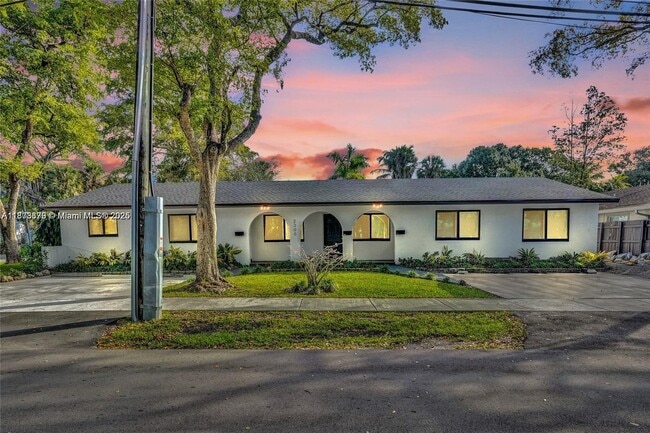 Photo - 2300 SW 18th Terrace Unit 2
