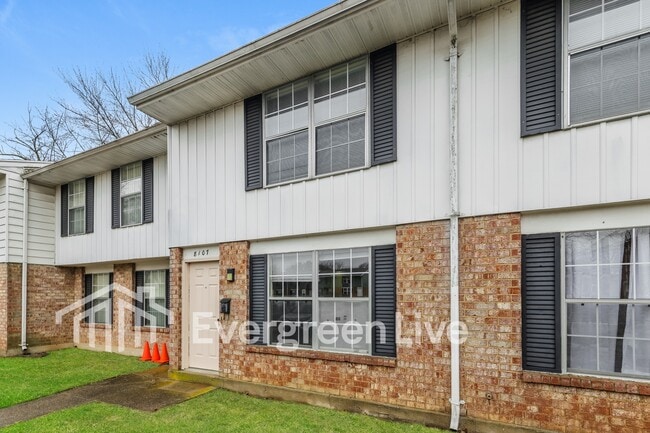 Photo - 8107 Mt Aetna St