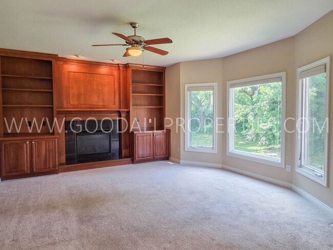 Photo - 14405 Clearview Ln
