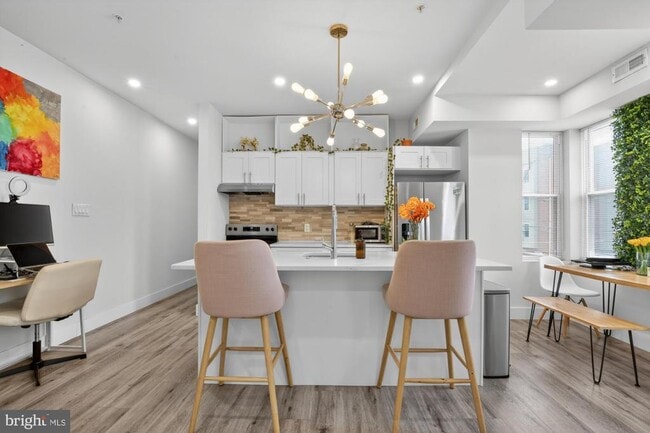 Photo - 537 N 35th St Unit 2