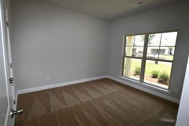 Photo - 331 River Rock Dr