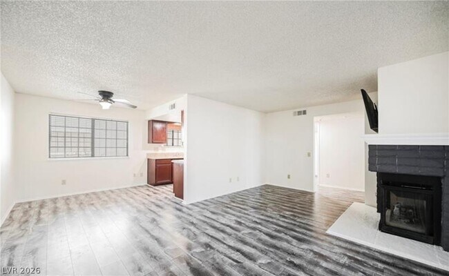 Photo - 101 Luna Way Unit 149