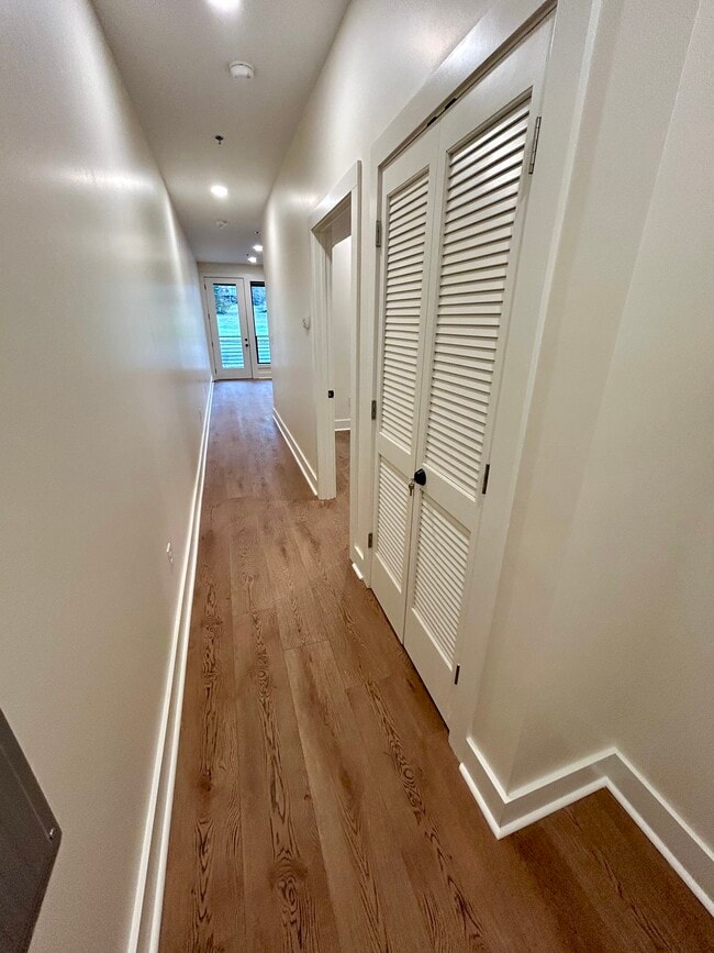 Photo - 131 W Anderson Ave