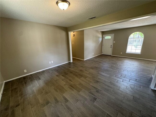 Photo - 6564 Cynthia Dr