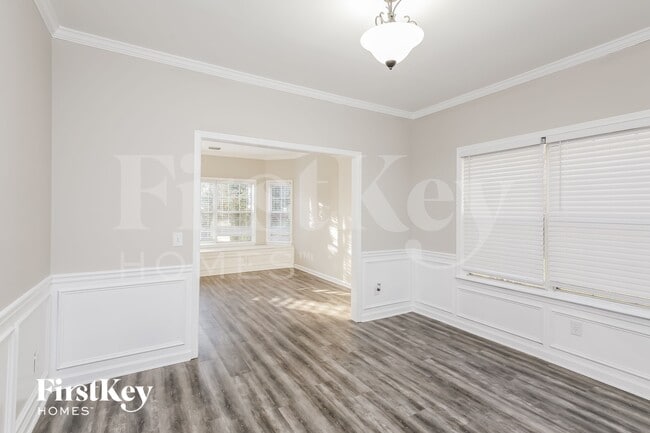 Photo - 620 Victoria Station Blvd NE