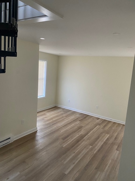 Photo - 55 Burrage Ave Unidad 3