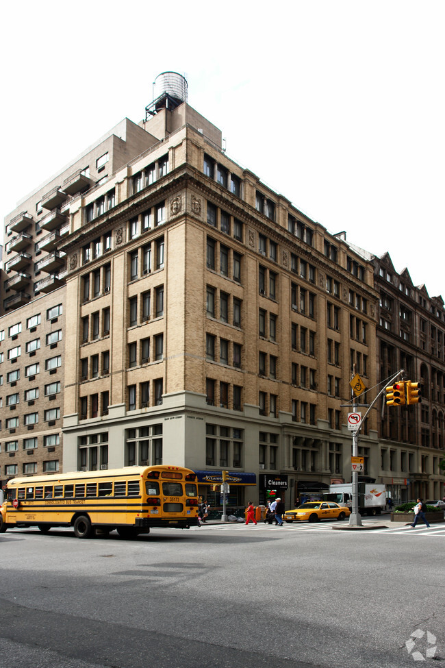 295 Park Avenue South - 295 Park Avenue South Apartments