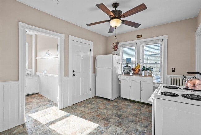 Photo - 42 Pleasant St Unit C