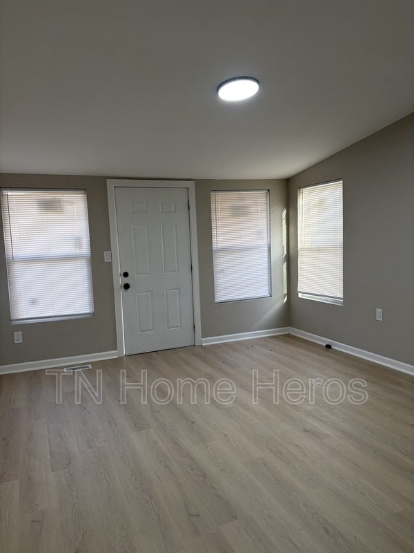 Photo - 1700 Wilder Pl