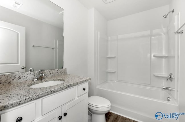 Photo - 217 Bay Pine Dr