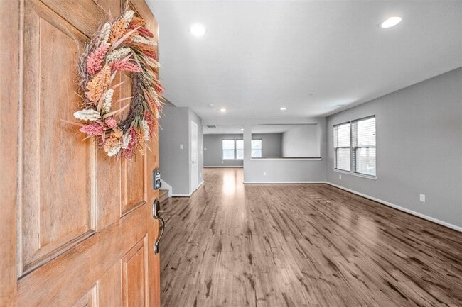 Building Photo - 1107 Epworth Ct.