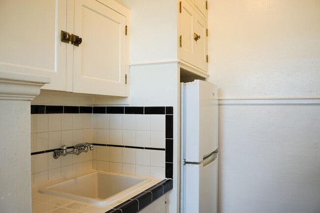 Photo - Beautiful & Spacious Corner 1Bdr in the Heart of Nob Hill! Unidad 25