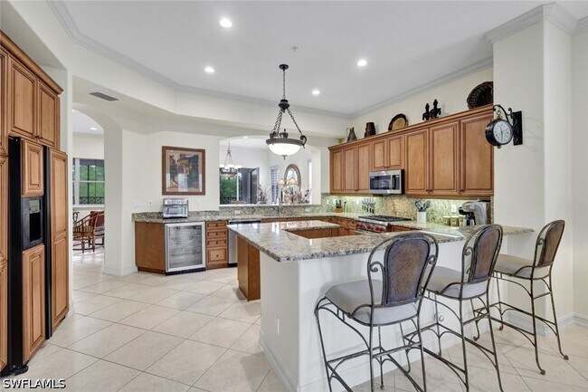 Photo - 2830 Tiburon Blvd E Unit 103